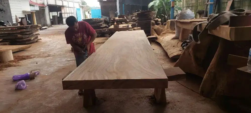 Meja Makan Trembesi Panjang 6m Meja Sultan Meja Kayu Suar Meja Murah