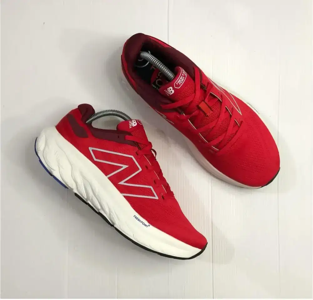 New Balance Fresh Foam 1080 size 43 (27.5cm)