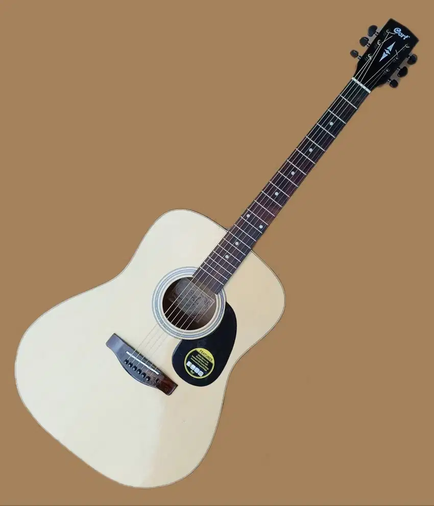 Gitar akustik strings Keren Kondisi Baru
