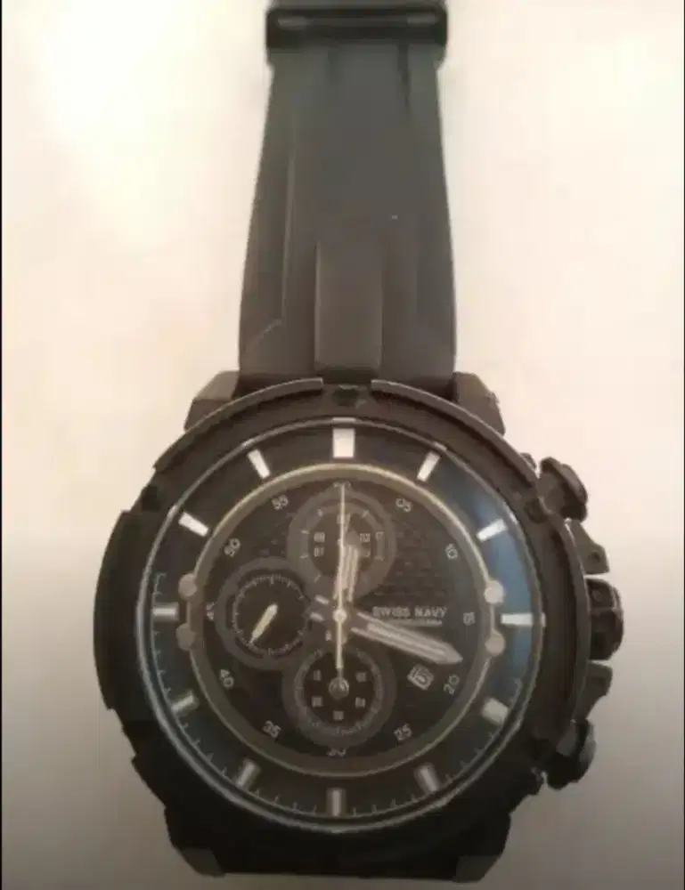 Jam tangan SWISS NAVY chronograph