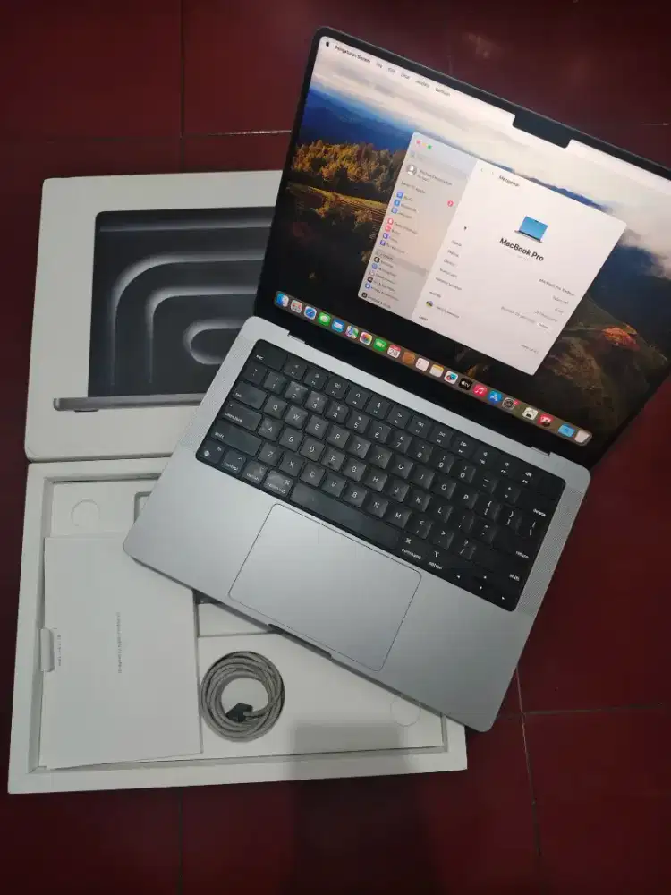 Macbook Pro M3 8/512gb likenew fullset original 14 inch bh 94% apple