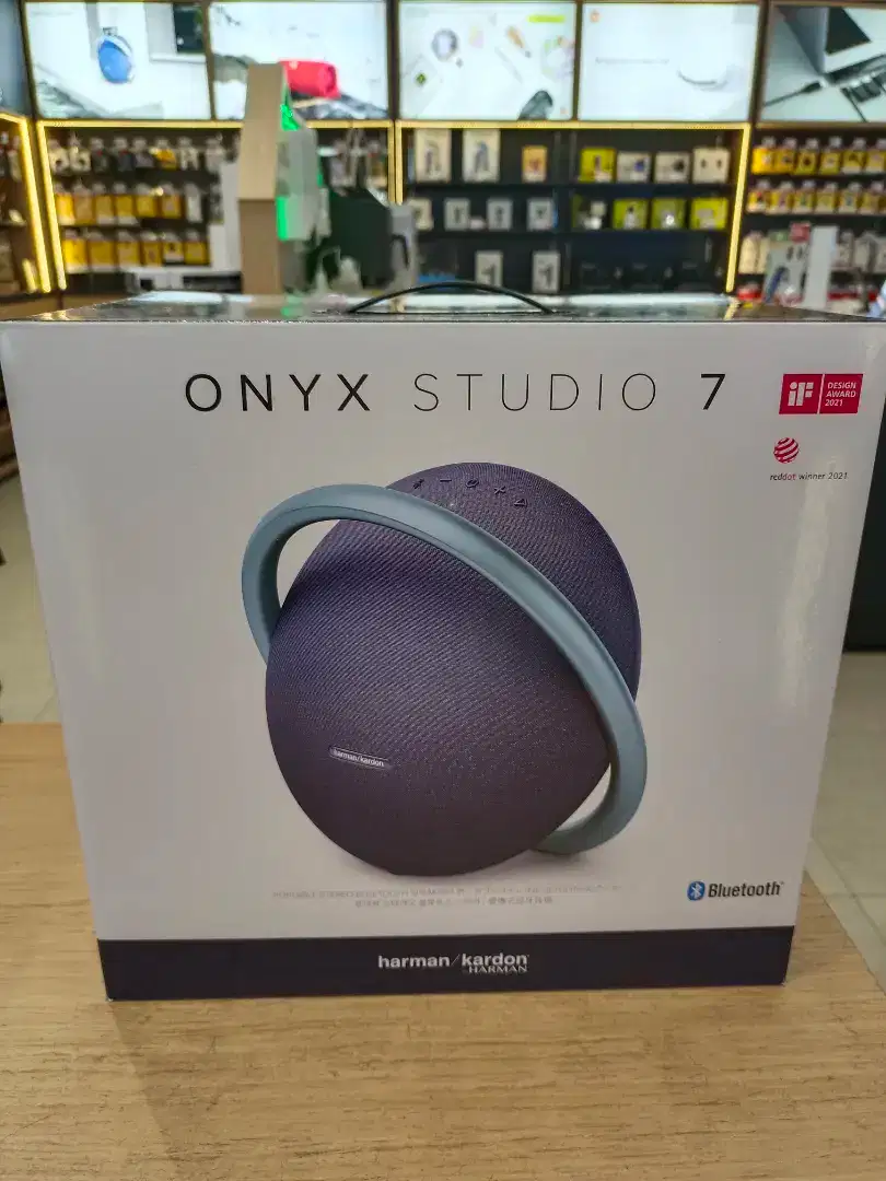 Harman cardon onix 7