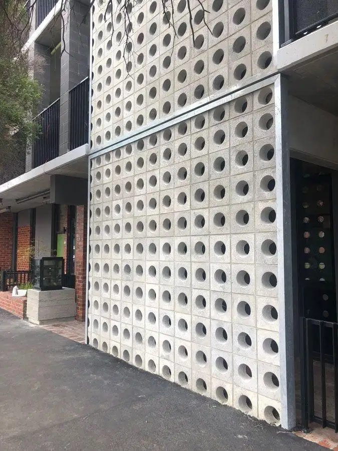 Roster Loster Minimalis