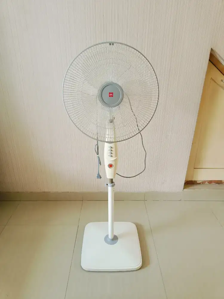 KIPAS ANGIN BERDIRI STAND FAN KDK