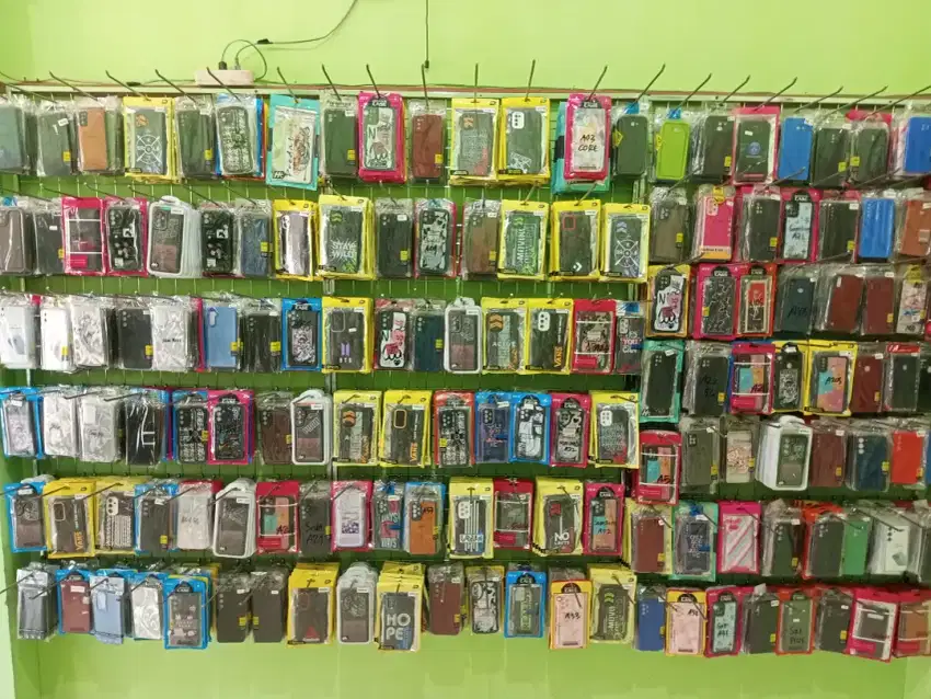 Soft Case , Hard Case Samsung Ready banyak tipe