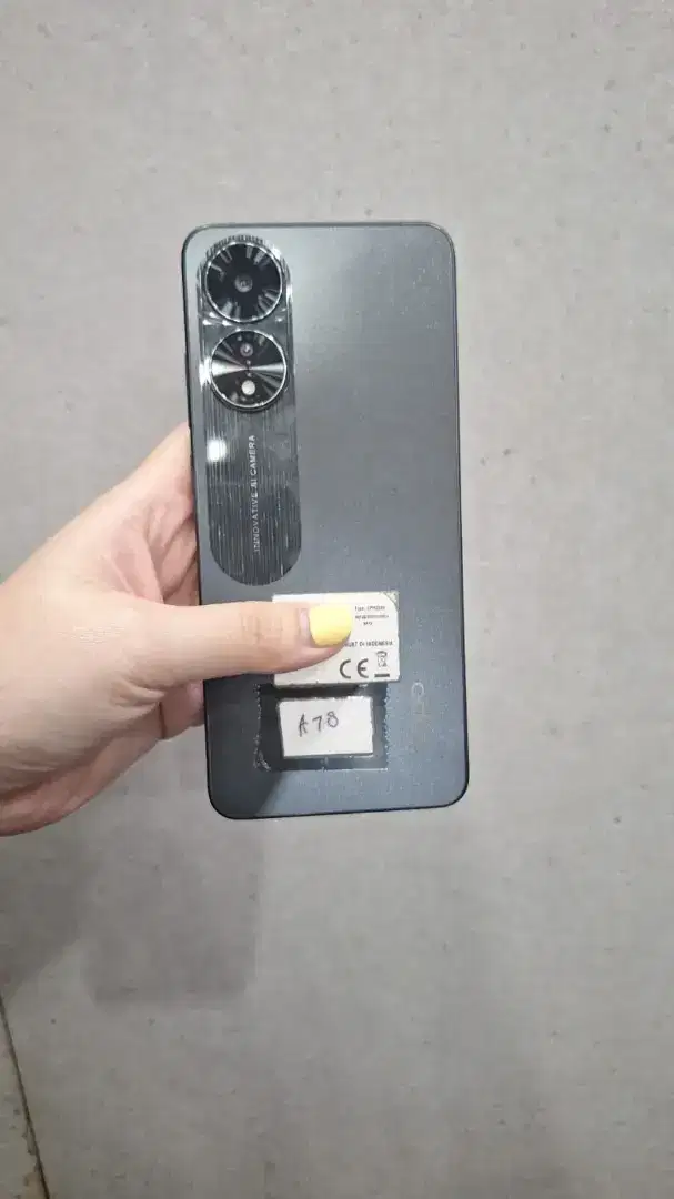 Second Oppo A78 4G 8/256gb Ex Display