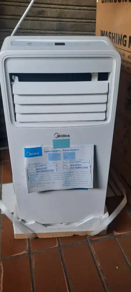 Ac portebel setengah pk merek midea