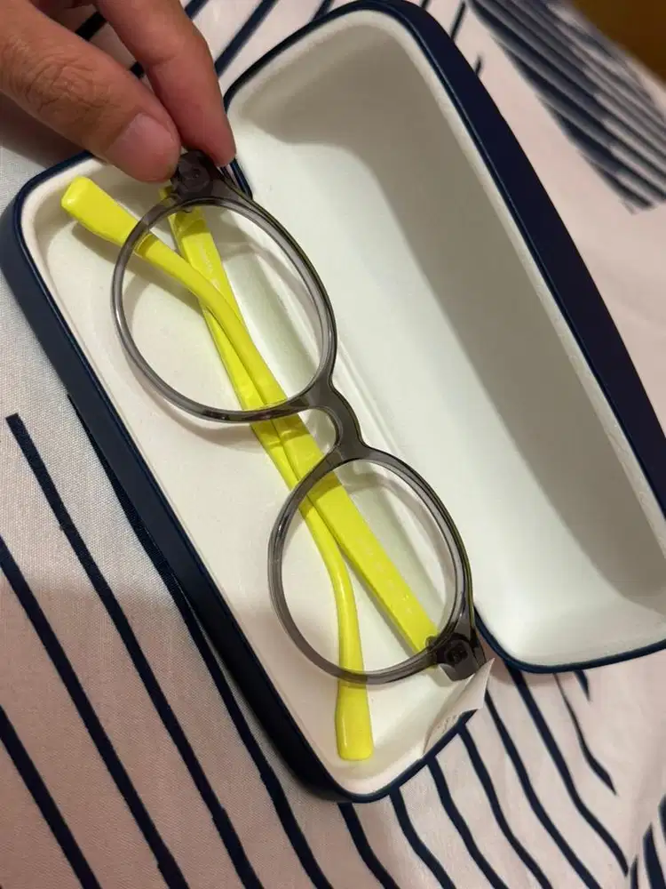 Frame Kacamata Lacoste Original