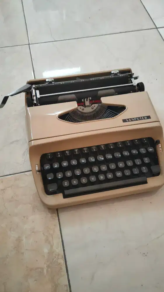 DIJUAL MESIN KETIK MERK SANPUTER