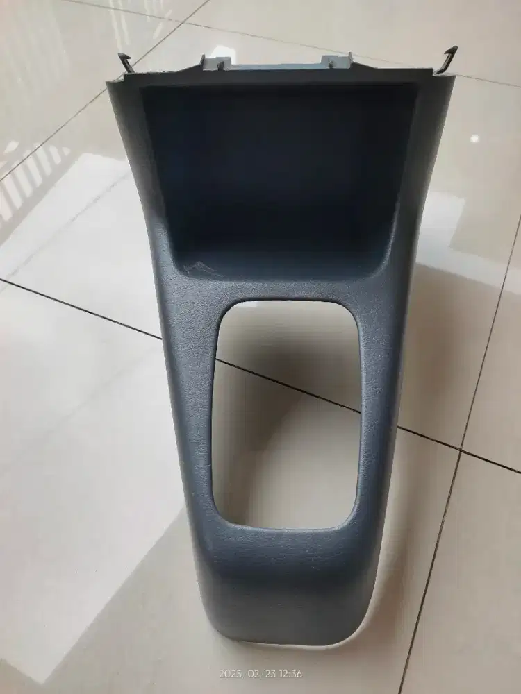 Box laci toyota soluna