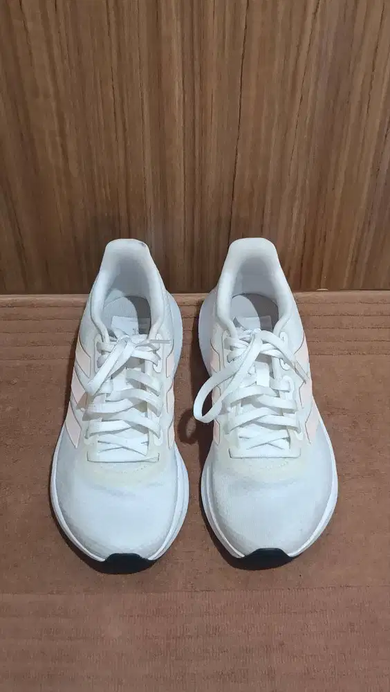Sepatu Adidas Runfalcon 3.0 W (Second)