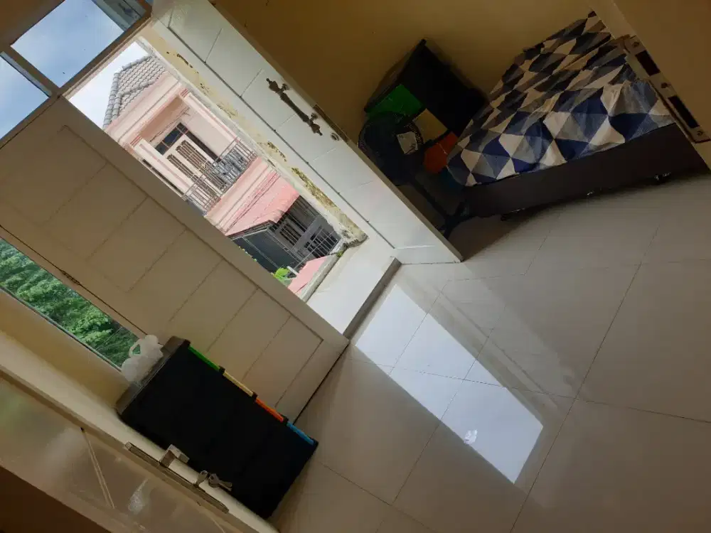 Kost Muslimin Murah Berkwalitas Aman Dan Bersih. Wanita