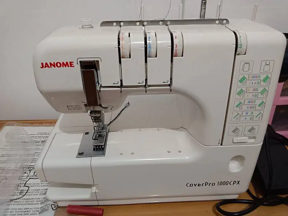 Mesin Overdeck Portable Janome CoverPro 1000CPX Kondisi Istimewa
