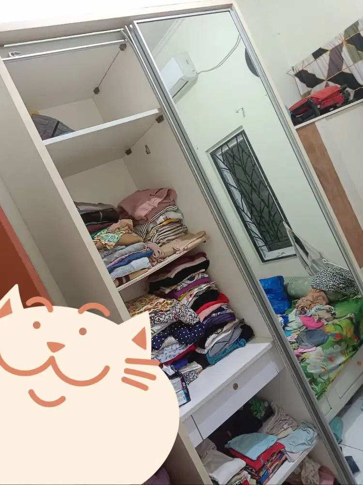 lemari pakaian pintu sliding turun harga