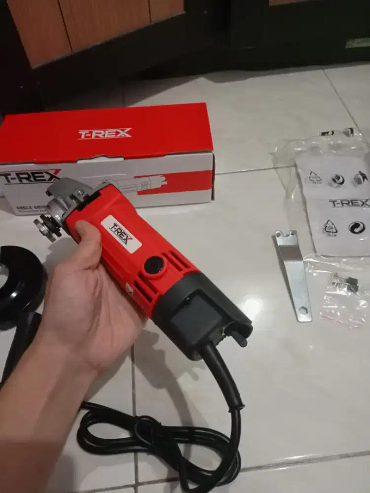 mesin gerinda tangan merk TREX  kondisi mantap ok ok