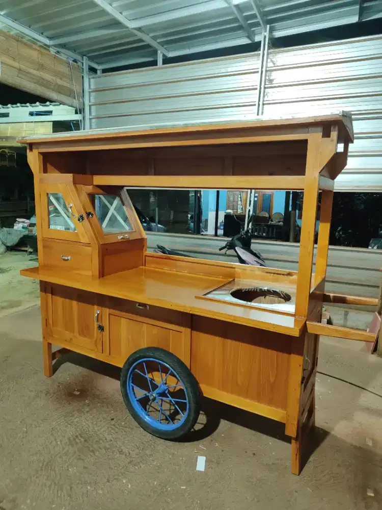 Jual Gerobak Angkringan,Bakso,Mie Ayam,Bubur,Roti BakardlL.Free ongkir