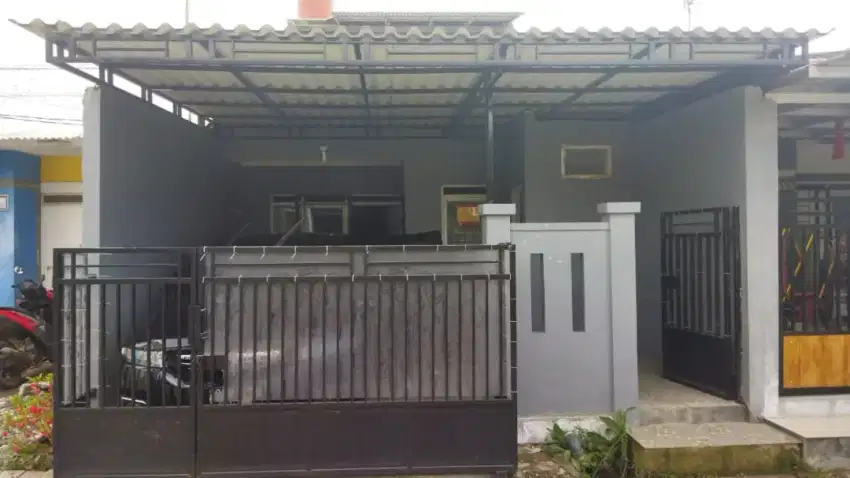 Rumah Dijual di citeureup cibinong kondisi bagus