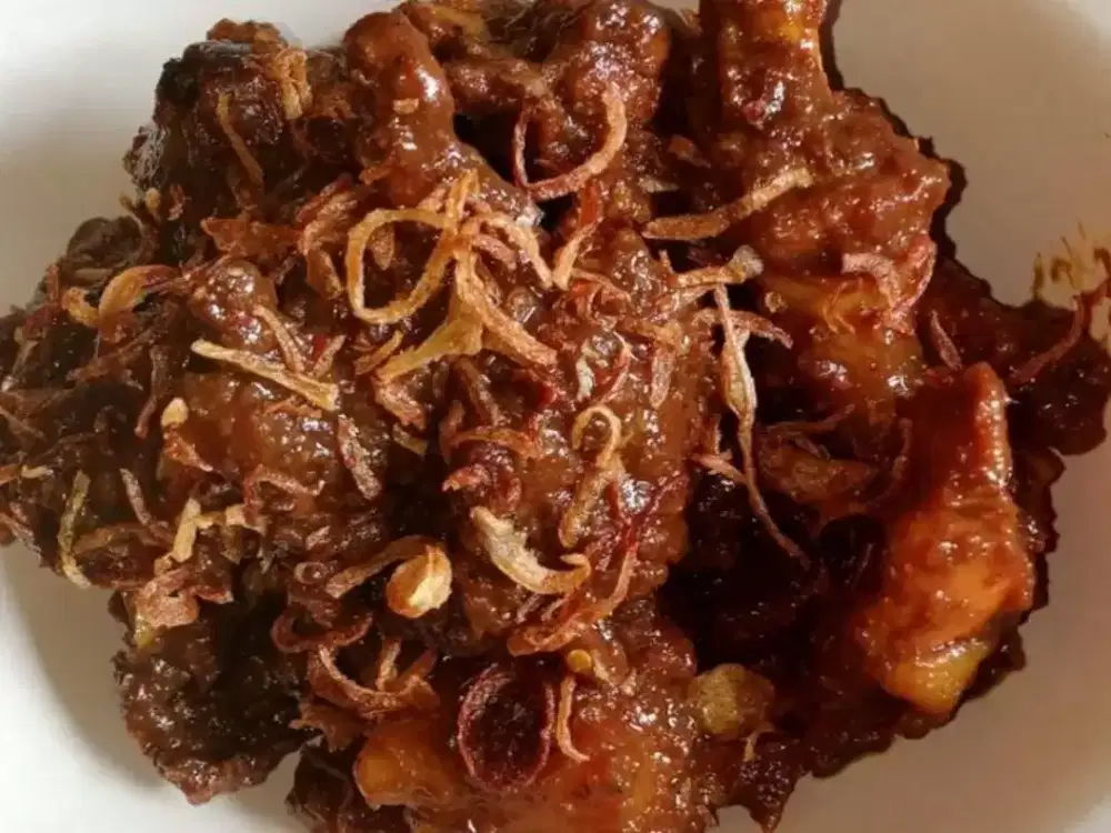 Menerima pesanan menu lebaran