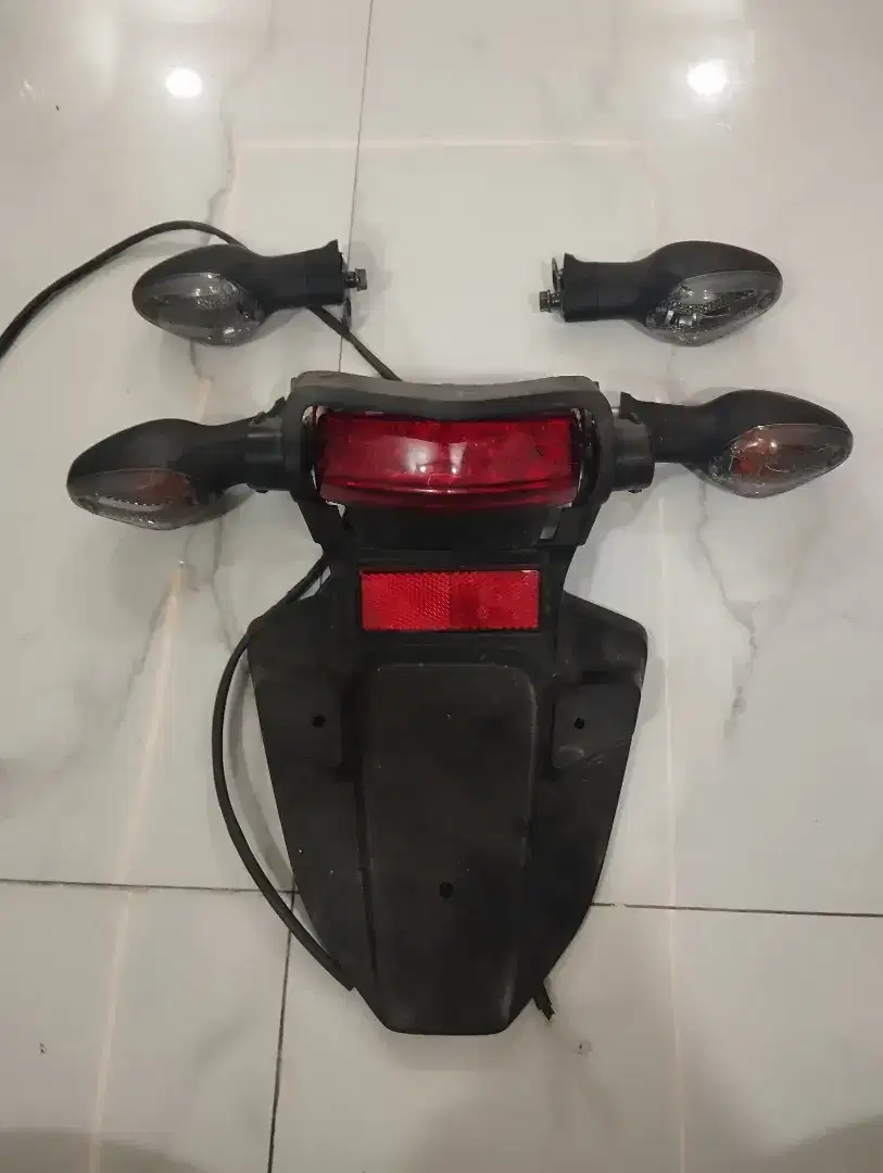 Spakbor Tail tidy stop lamp Honda CBR 600