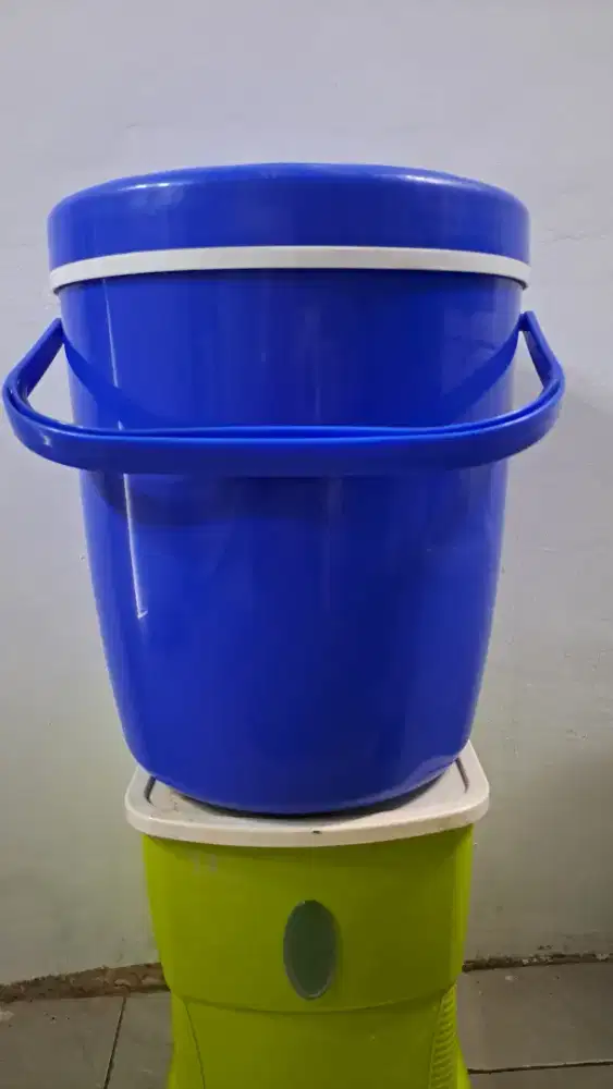 Termos nasi, termos es Rice/ice bucket Lion Star 38 liter