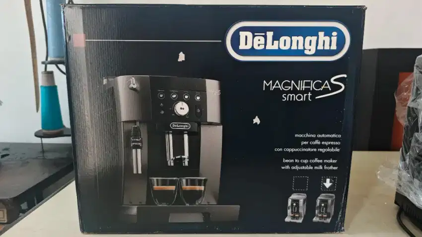 Delonghi Magnifica S ecam 250.33.TB