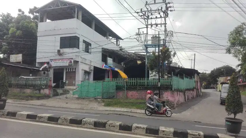 DIJUAL LAHAN & BANGUNAN JALAN HOS COKROAMINOTO JAMBI