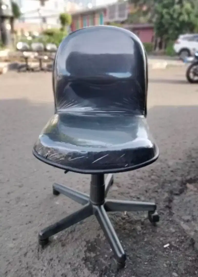 KURSI STAF L atau KURSI KANTOR