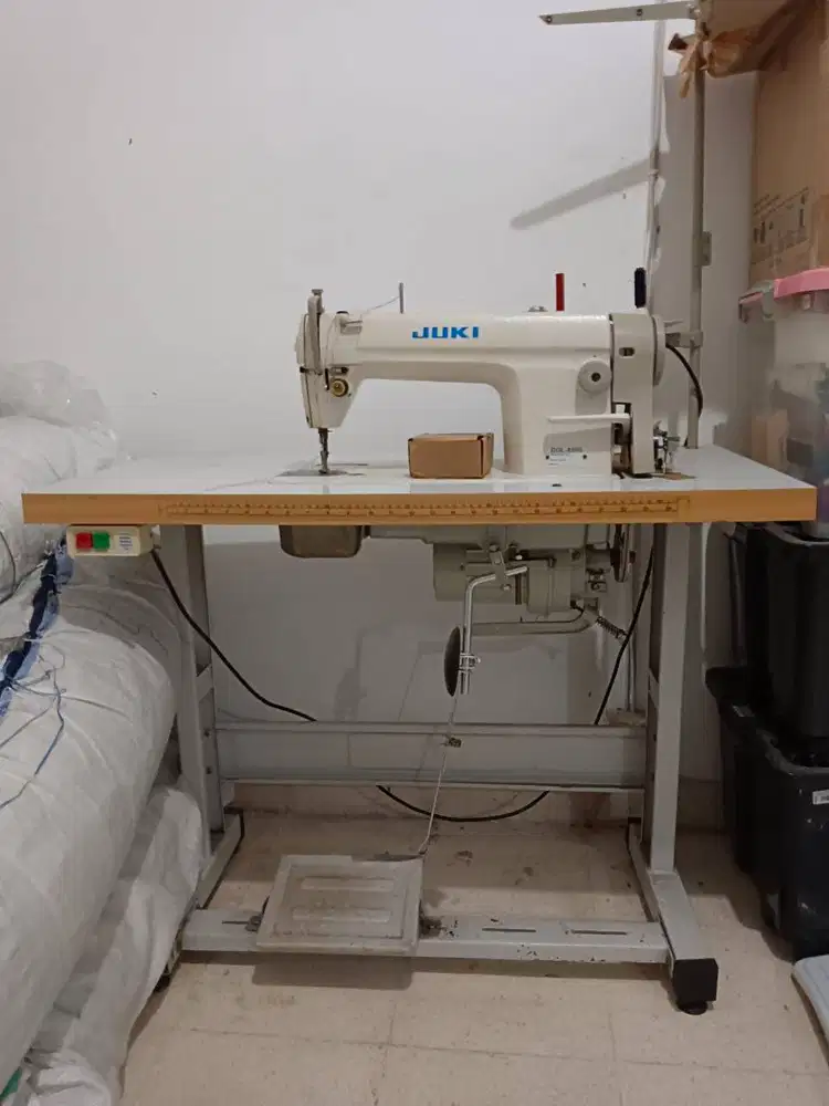 Mesin Jahit JUKI DDL-8500 Hi-Speed Kondisi Sangat Baik