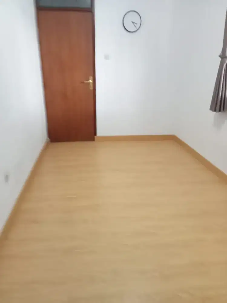 Parket Kayu Laminated Starfloor Maple