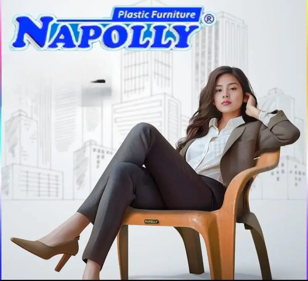 1 Set Kursi Santai Plastik Napolly 4 Kursi 1 Meja