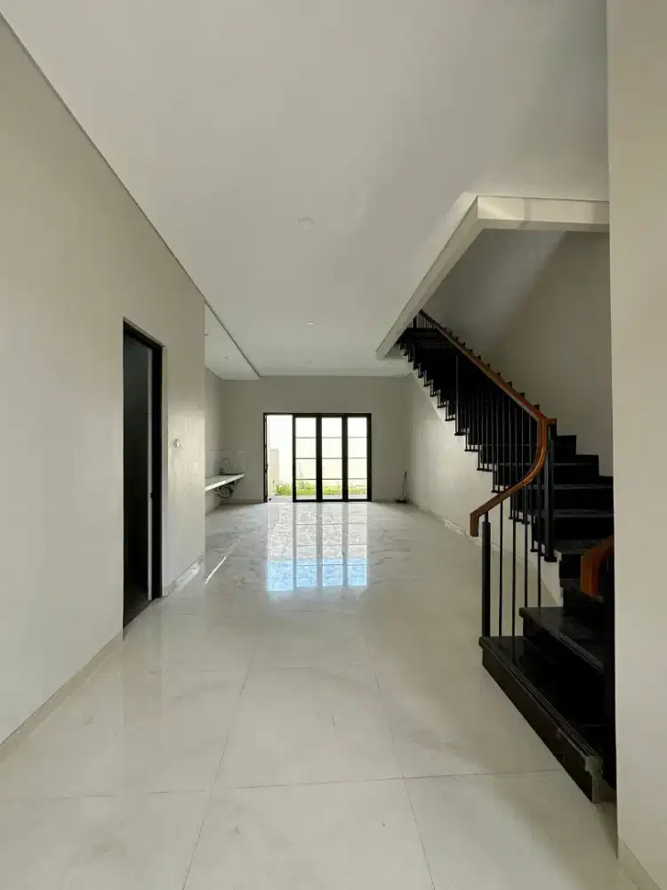 Rumah lux minimalis baru singgasana jual cepat