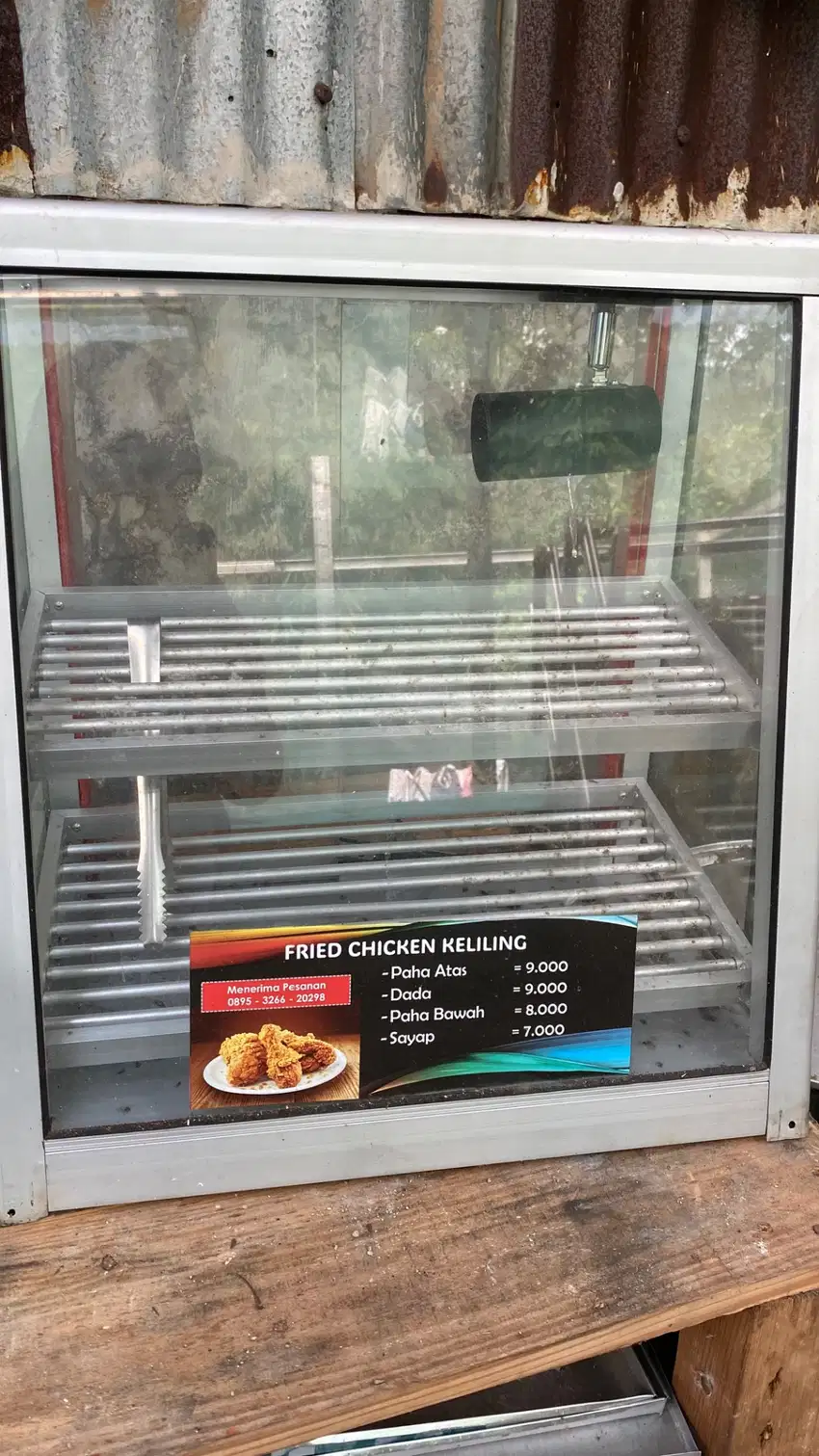 Etalase Ayam Fried Chicken