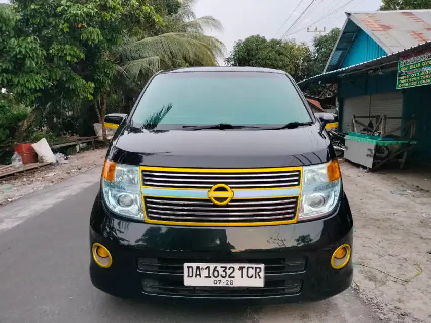 Nissan Elgrand HWS AT Tahun 2008 Akhir