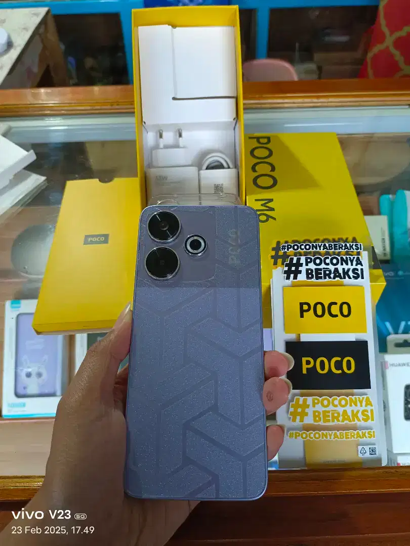 POCO M6 8/256 GARANSI RESMI BNOB