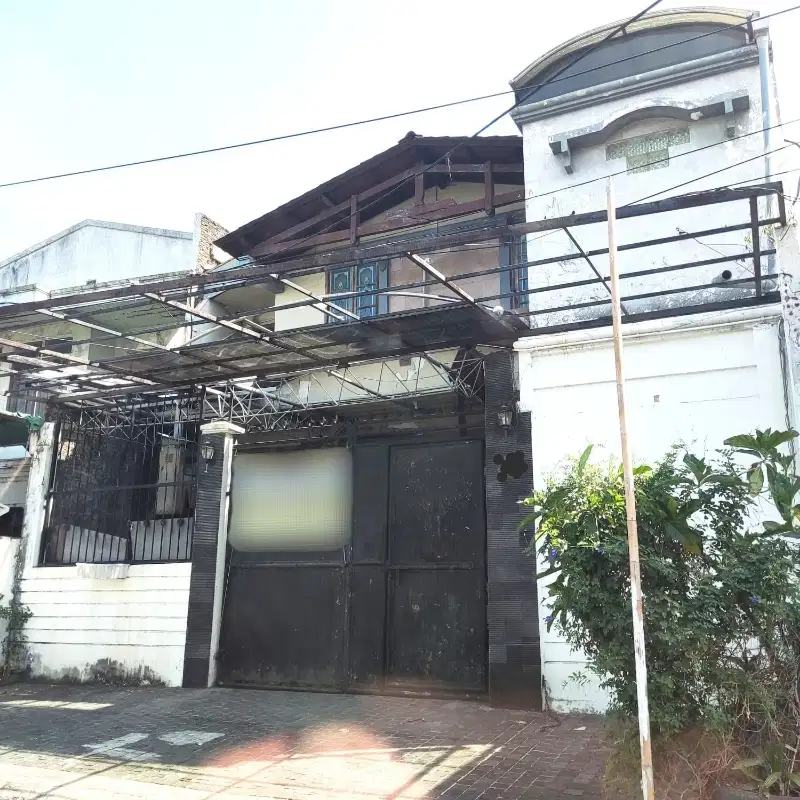 Rumah usaha gudang kantor dan kost prospek bagus