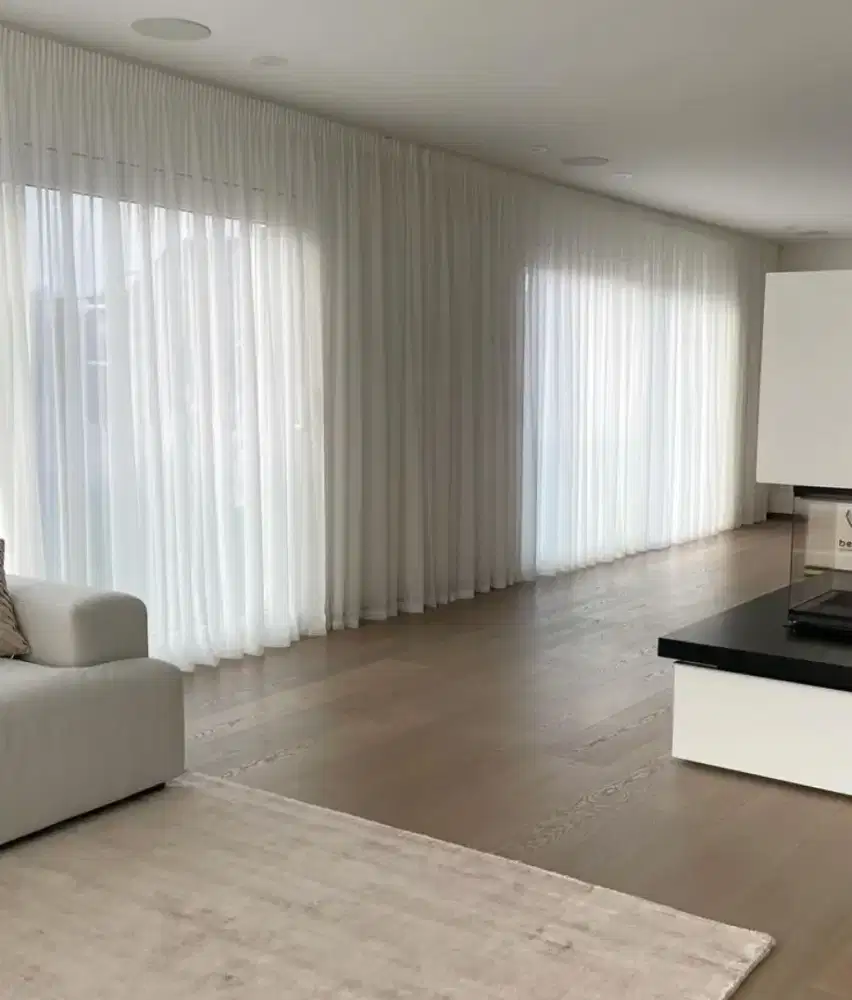 Pasang gordyn gorden murah vertikal roll blind jasa wallpaper dinding