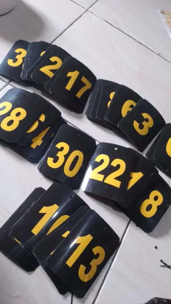 Papan skor badminton