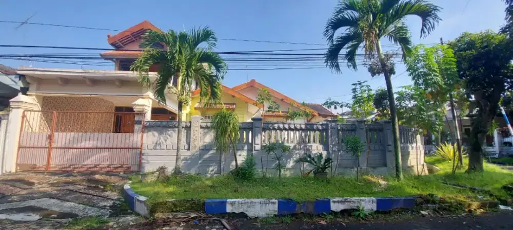 Rumah Hooq Luas 286 m2 Kawasan Elite Perumahan Araya Malang