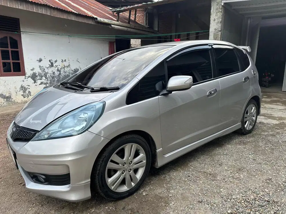 For sale jazz rs matic 2011 akhir