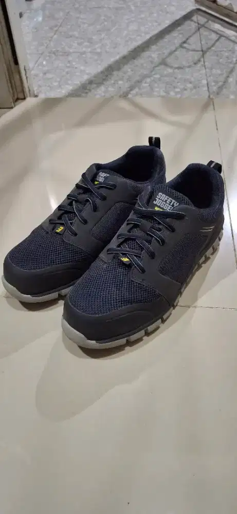 Sepatu Safety Jogger Ligero Navy