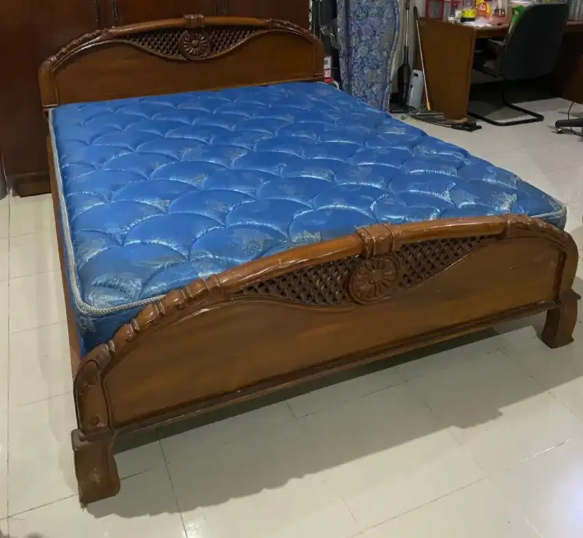 KASUR SPRINGBED YUKI + DIPAN KAYU JATI