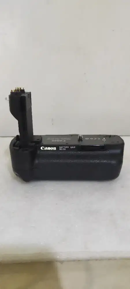 Baterai grip BG canon 5D Mark II