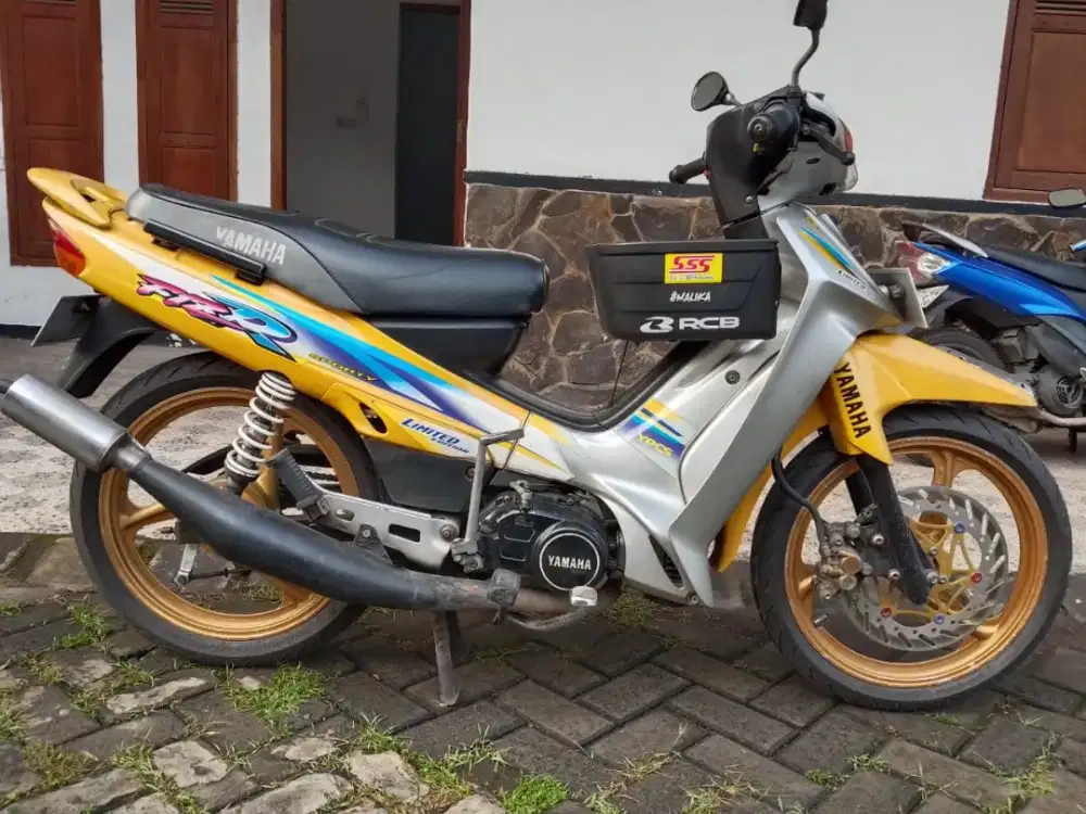 Yamaha F1ZR kuning Limited Edition Tahun 1999