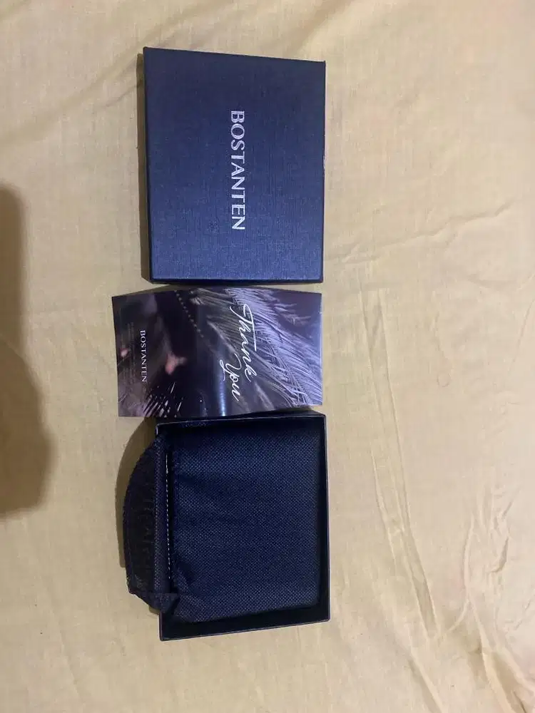 dompet BOSTANTEN