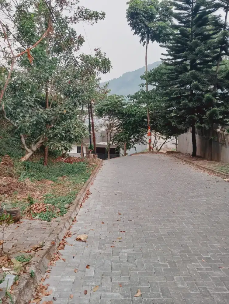 FLASH SALE! Rumah + Warung Dekat UNJANI, Cuma Rp650 Juta!