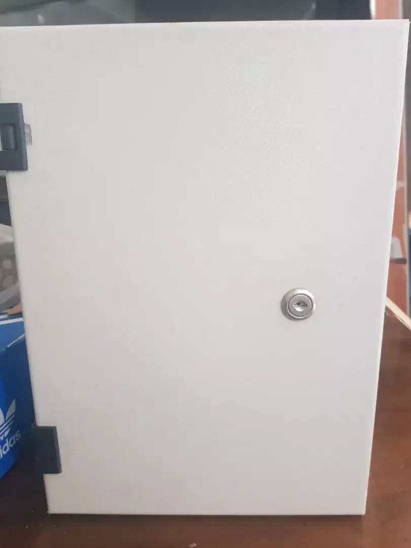 PANEL BOX LISTRIK