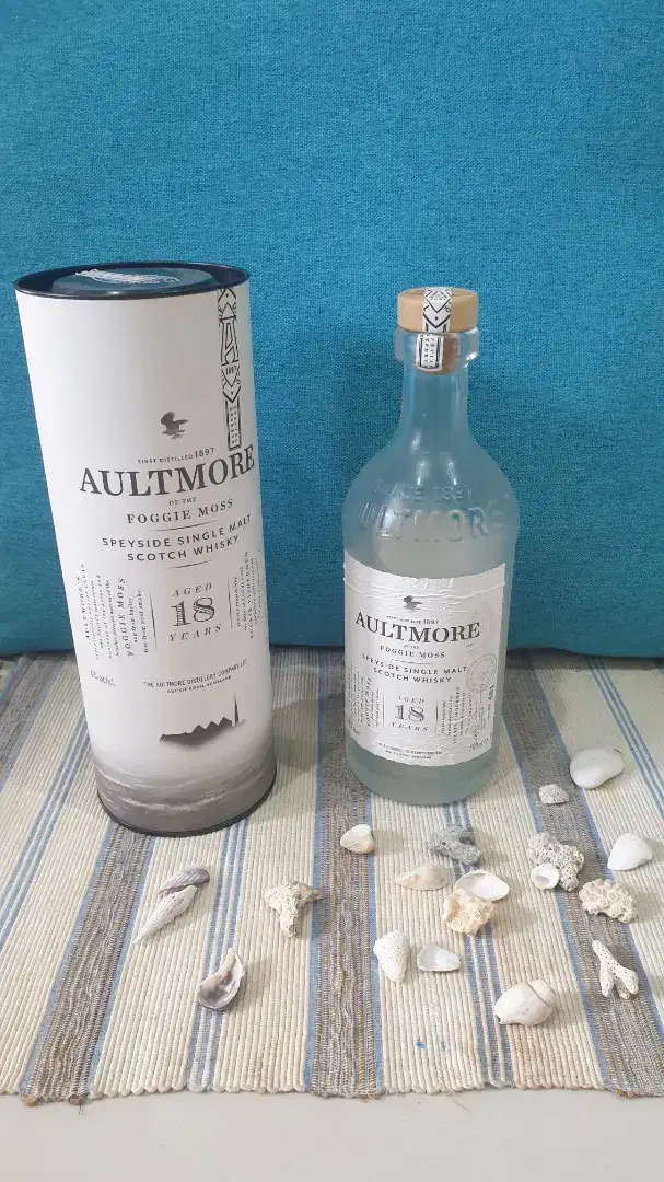 Botol kosong bekas minuman