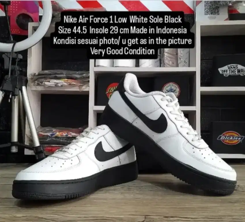 Nike Air Force 1 White Sole Black Size 44.5 Insole 29