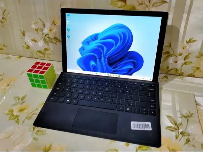 Microsoft Surface Pro 7+ Core i5 Gen 11 Ram 16GB N-RTA