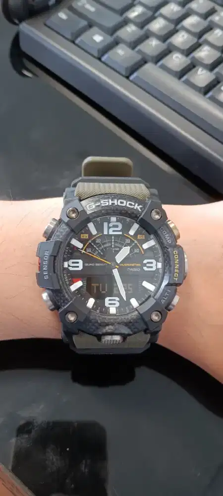 G Shock GG B100 1A3DR